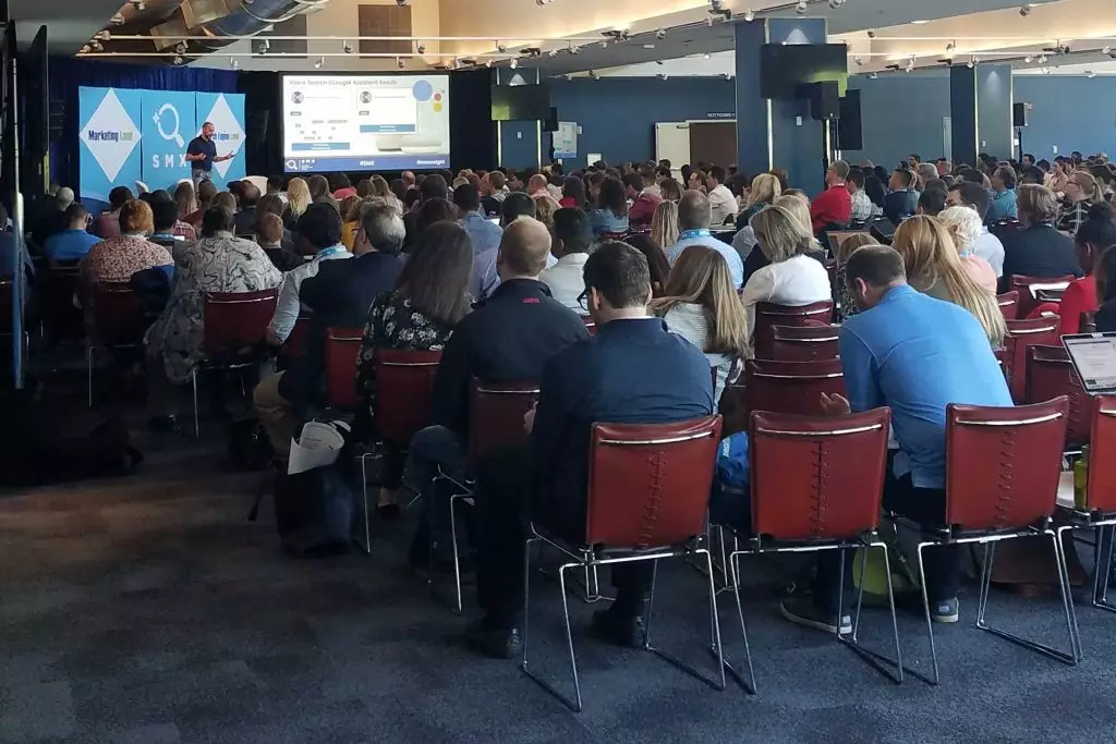 a crowded room at smx 2019